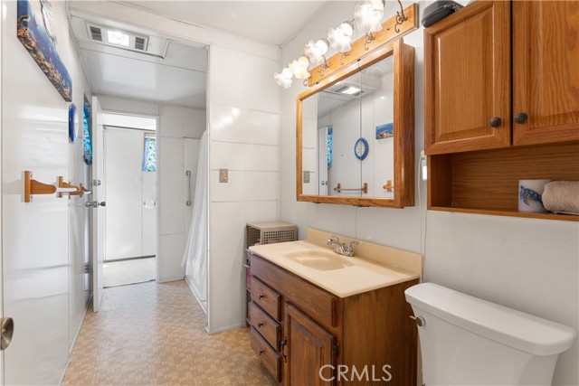 Detail Gallery Image 41 of 46 For 4141 Red Bluff, Shasta Lake,  CA 96019 - 2 Beds | 1 Baths