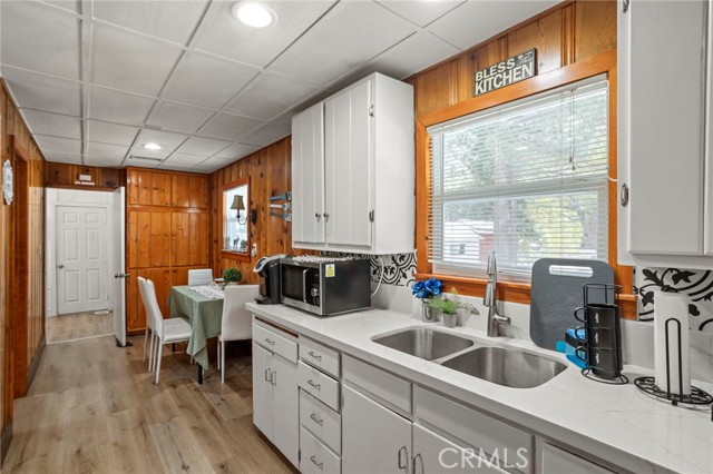 Detail Gallery Image 13 of 25 For 33424 Holcomb Creek Dr, Green Valley Lake,  CA 92341 - 2 Beds | 2 Baths