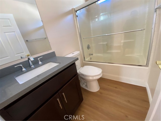 Detail Gallery Image 5 of 19 For 1724 Freeport Ter, San Pedro,  CA 90732 - 3 Beds | 2/1 Baths