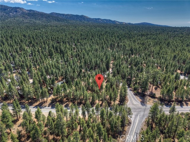 Detail Gallery Image 4 of 15 For 2001 State Ln, Big Bear City,  CA 92314 - – Beds | – Baths