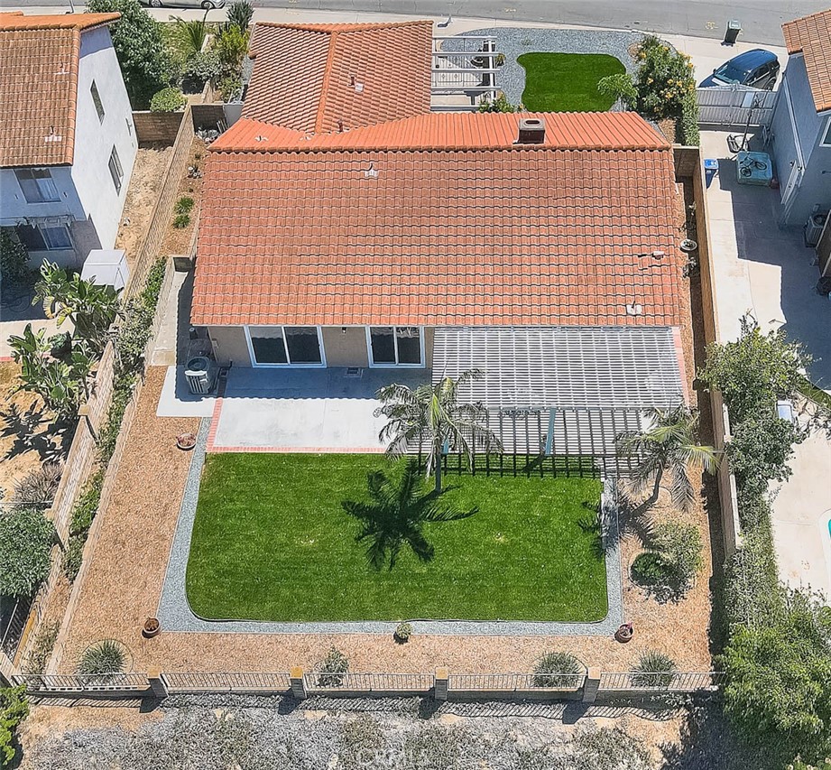 https://media.crmls.org/medias/57ac5e15-cdf6-441e-90a9-1fabcb48d8cc.jpg?preset=X-Large