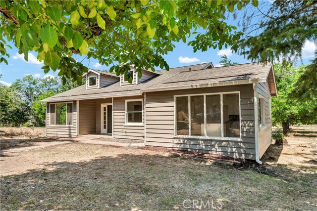 22550 Shady Grove Road, Middletown CA: https://media.crmls.org/medias/57acb238-3e73-4574-a295-7d62f2fb708d.jpg