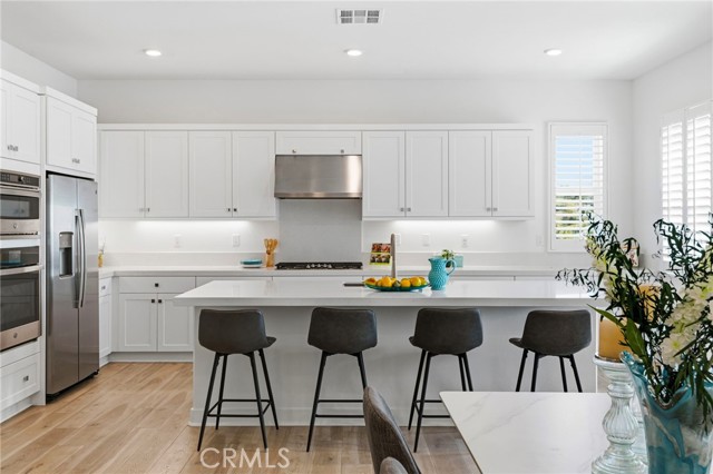 Detail Gallery Image 7 of 70 For 191 Sash, Irvine,  CA 92618 - 4 Beds | 3/1 Baths