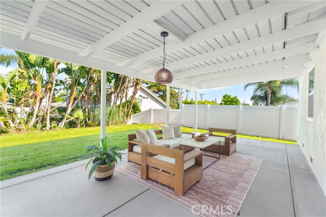 4532 Zella Lane, Yorba Linda CA: https://media.crmls.org/medias/57afdc61-88f8-42a8-9fd8-a9ad9619e0e7.jpg