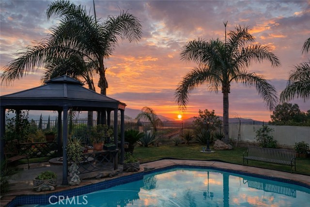 Image 28 of 30 For 560 Calhoun Street