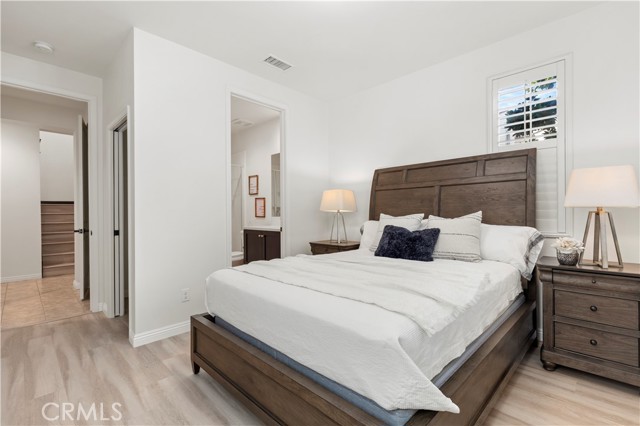 115 Hollow Tree, Irvine CA: https://media.crmls.org/medias/57b13f49-dd82-48f1-91b5-d12904e806a7.jpg