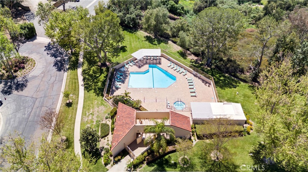 https://media.crmls.org/medias/57b2a109-34e8-4ed6-af4e-aeaefaa1fe1b.jpg?preset=X-Large