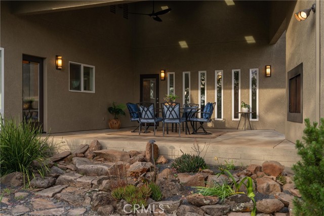 Detail Gallery Image 27 of 73 For 189 Indian Cliffs Drive, Chico,  CA 95973 - 3 Beds | 3/1 Baths
