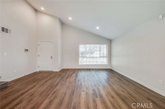 Detail Gallery Image 3 of 37 For 17420 Niagara Ave, Cerritos,  CA 90703 - 4 Beds | 2/1 Baths