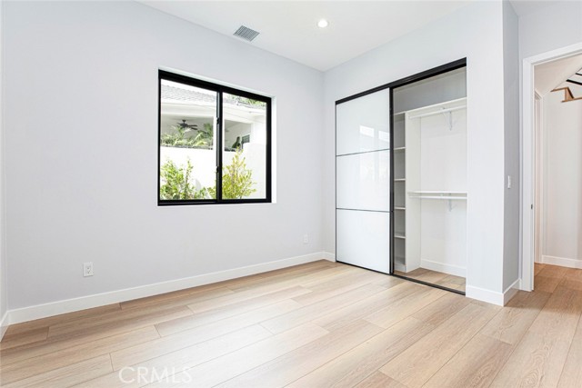 Detail Gallery Image 19 of 25 For 235 N Lima St, Burbank,  CA 91505 - 5 Beds | 5/1 Baths