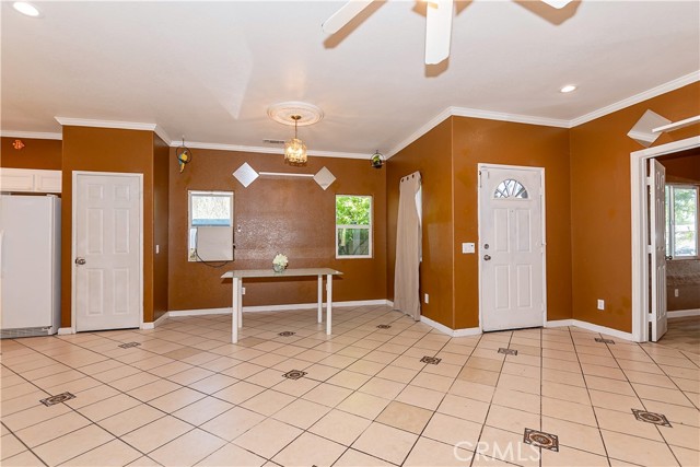 Detail Gallery Image 9 of 36 For 43963 Glenraven, Lancaster,  CA 93535 - 5 Beds | 2 Baths