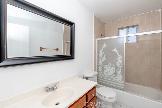 Detail Gallery Image 14 of 15 For 811 S Gage Ave, Los Angeles,  CA 90023 - – Beds | – Baths