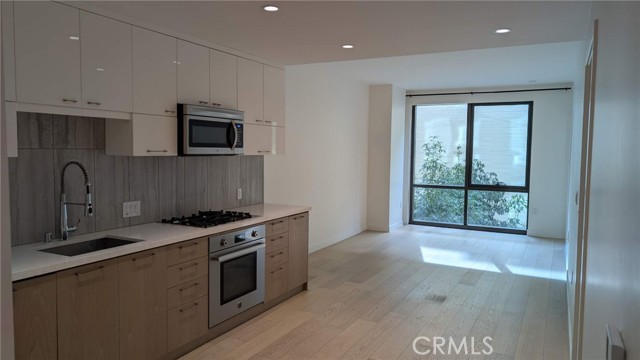 Detail Gallery Image 4 of 12 For 400 S Broadway #922,  Los Angeles,  CA 90013 - 1 Beds | 1 Baths