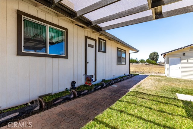 5095 Whispering Oak Way, Paso Robles CA: https://media.crmls.org/medias/57b65a46-d104-409b-b17b-29ed3cc075e5.jpg