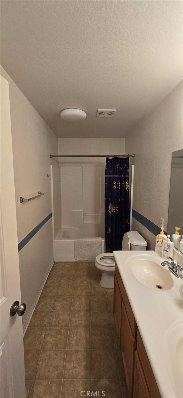 53199 Iceberg Street, Lake Elsinore CA: https://media.crmls.org/medias/57b6f1a0-8231-4871-ac71-537cc768297a.jpg