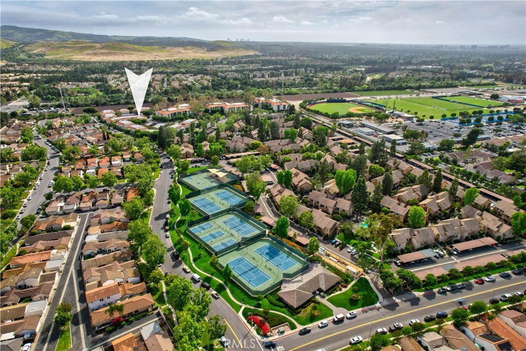 MLS #OC25258602 image #21