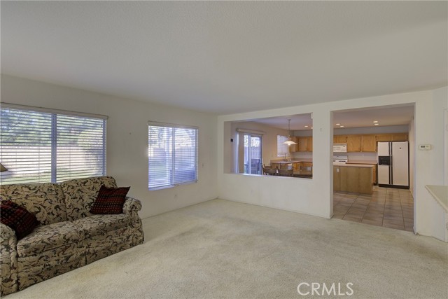 Detail Gallery Image 14 of 34 For 1283 Stephanie, Corona,  CA 92882 - 4 Beds | 2/1 Baths