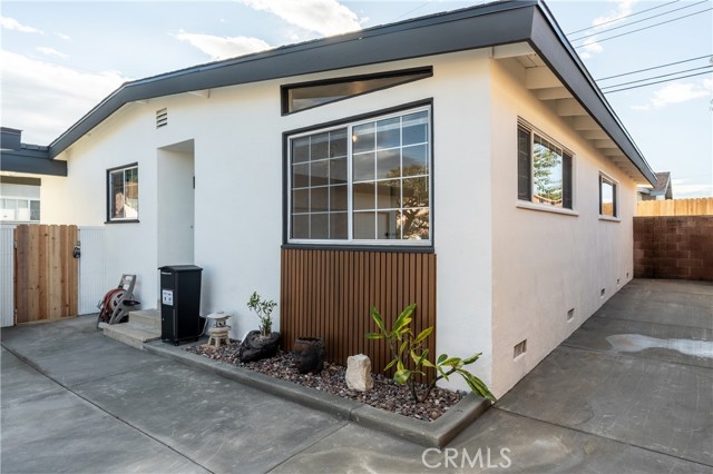 Detail Gallery Image 5 of 41 For 16931 S Raymond Ave, Gardena,  CA 90247 - 3 Beds | 2 Baths
