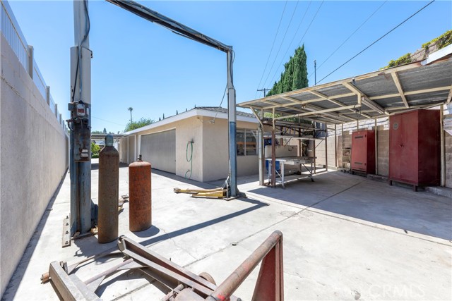 5347 E Bergh Drive, Anaheim Hills CA: https://media.crmls.org/medias/57b8b9b5-f0e6-442b-8766-dac42d96e9cb.jpg