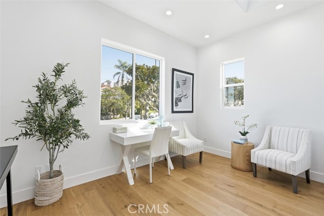 Detail Gallery Image 7 of 41 For 617 N Irena Ave a,  Redondo Beach,  CA 90277 - 4 Beds | 3/1 Baths