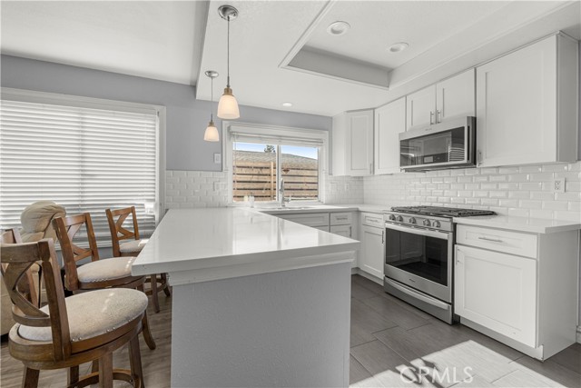 Detail Gallery Image 6 of 24 For 6173 N Indigo Pl, San Bernardino,  CA 92407 - 4 Beds | 2/1 Baths