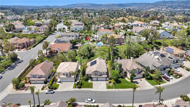Detail Gallery Image 33 of 34 For 25792 Maple View Dr, Laguna Hills,  CA 92653 - 5 Beds | 3/1 Baths