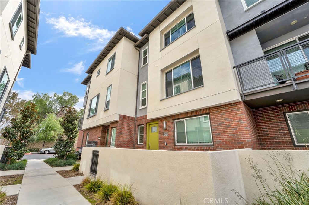921 Hudson Lane, West Covina, CA 91790