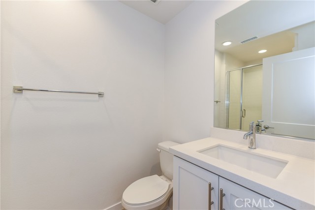115 Allusion, Irvine CA: https://media.crmls.org/medias/57bad378-d0c6-422c-9ccd-a1718f5862fb.jpg
