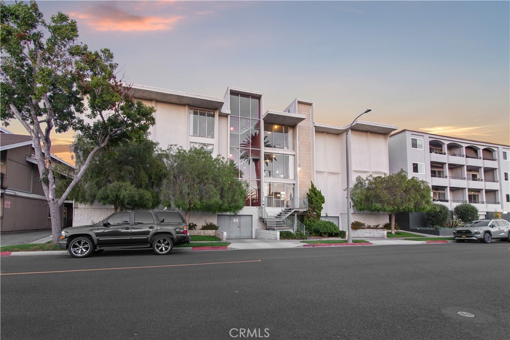 444 Obispo Avenue #3