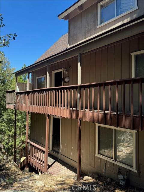 Detail Gallery Image 4 of 30 For 956 Teakwood Dr, Lake Arrowhead,  CA 92352 - 5 Beds | 3 Baths