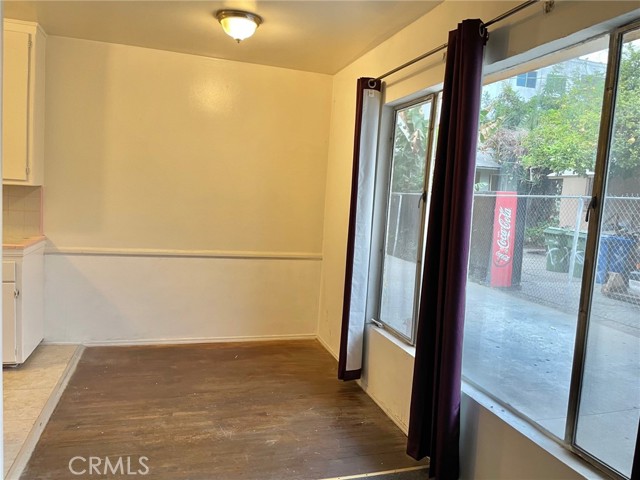 Detail Gallery Image 13 of 15 For 1433 N Bronson Ave #2,  Hollywood,  CA 90028 - 1 Beds | 1 Baths