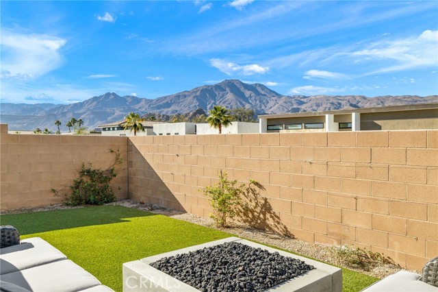 Detail Gallery Image 18 of 43 For 57644 Santo Thomas, La Quinta,  CA 92253 - 4 Beds | 3/1 Baths