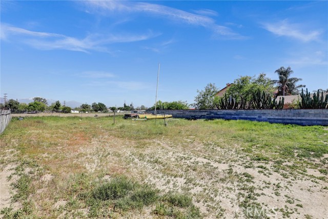 3001 N State Street, San Bernardino CA: https://media.crmls.org/medias/57bdca9d-393a-4067-9fb4-58fbd539a68b.jpg