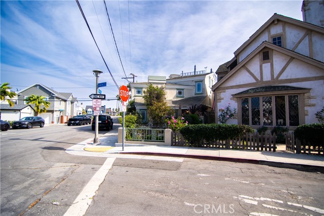 Detail Gallery Image 41 of 41 For 5770 E Lucia, Long Beach,  CA 90803 - 4 Beds | 4 Baths