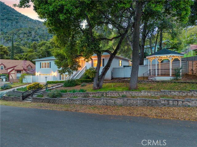 Detail Gallery Image 5 of 71 For 2717 Buckingham Dr, Kelseyville,  CA 95451 - 3 Beds | 3/1 Baths