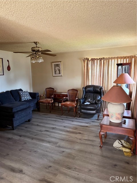 Detail Gallery Image 3 of 24 For 1813 W 151st, Compton,  CA 90220 - 4 Beds | 2 Baths