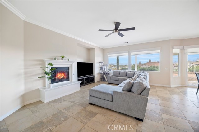 Detail Gallery Image 12 of 43 For 23 Volta Del Tintori, Lake Elsinore,  CA 92532 - 5 Beds | 3 Baths