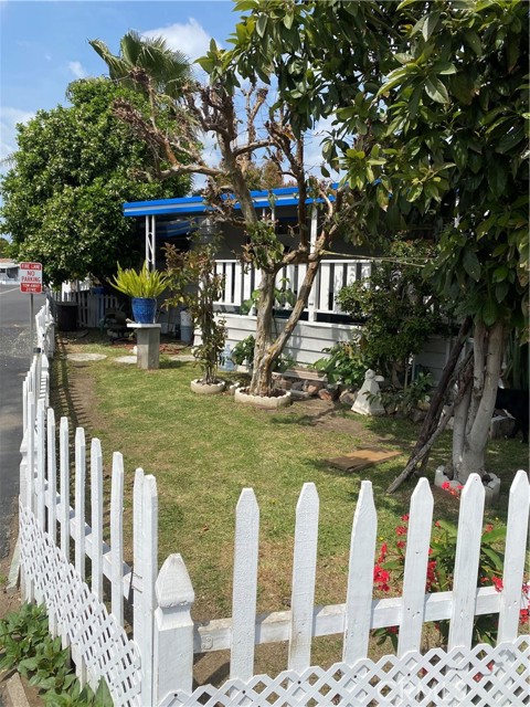 Detail Gallery Image 3 of 3 For 12700 Elliott, El Monte,  CA 91732 - 3 Beds | 2 Baths