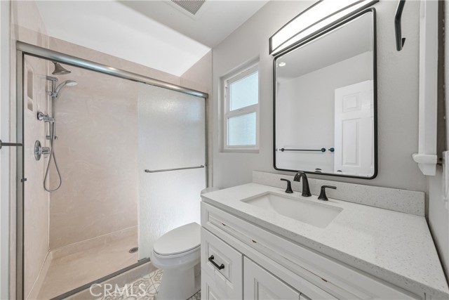 Detail Gallery Image 20 of 37 For 2214 Vista Hogar, Newport Beach,  CA 92660 - 4 Beds | 2/1 Baths