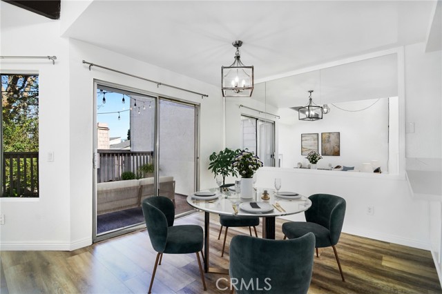 Detail Gallery Image 8 of 24 For 18316 Hatteras #27,  Tarzana,  CA 91356 - 2 Beds | 2 Baths