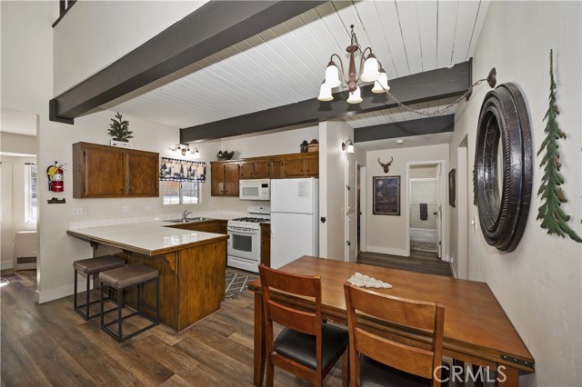 42824 Cedar Avenue, Big Bear Lake, CA 92315