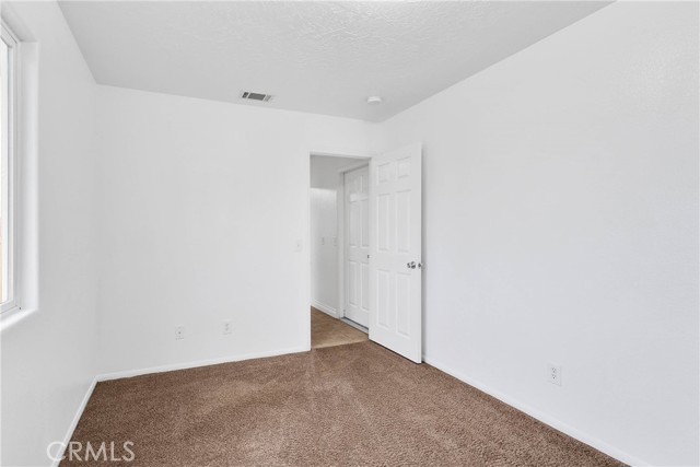 Detail Gallery Image 15 of 38 For 11389 Jacaranda Ave, Hesperia,  CA 92345 - 3 Beds | 2 Baths