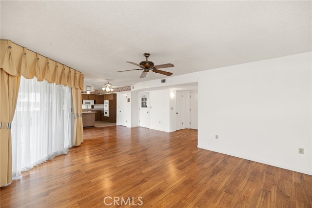 Detail Gallery Image 15 of 41 For 25784 Roanoke, Menifee,  CA 92586 - 3 Beds | 2 Baths