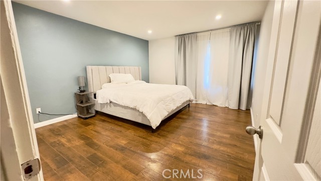 Detail Gallery Image 18 of 44 For 5339 Newcastle Ave #109,  Encino,  CA 91316 - 2 Beds | 2 Baths