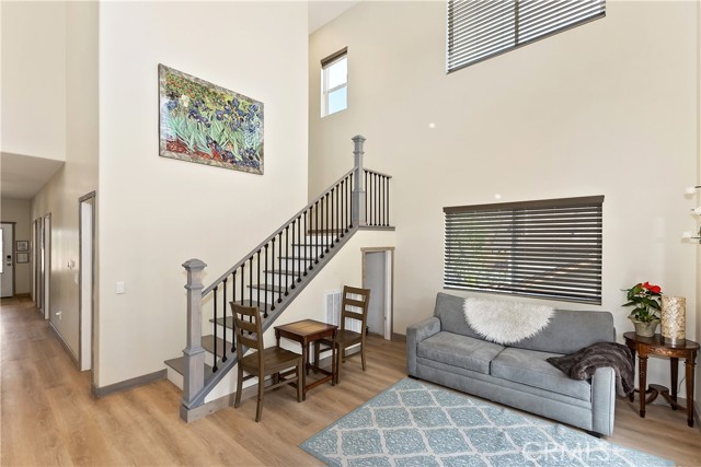 Detail Gallery Image 10 of 50 For 1215 Valley View Dr, Big Bear City,  CA 92314 - 5 Beds | 3/1 Baths