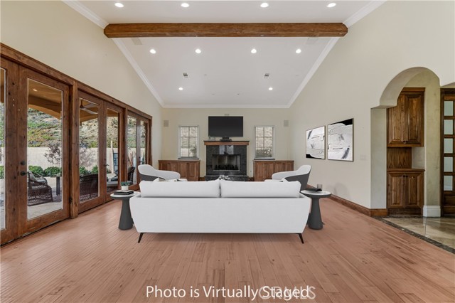 Detail Gallery Image 12 of 41 For 227 Saddlebow Rd, Bell Canyon,  CA 91307 - 5 Beds | 5/1 Baths