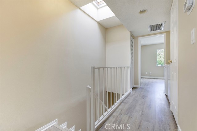 Detail Gallery Image 27 of 33 For 635 E Angeleno #D,  Burbank,  CA 91501 - 2 Beds | 2/1 Baths