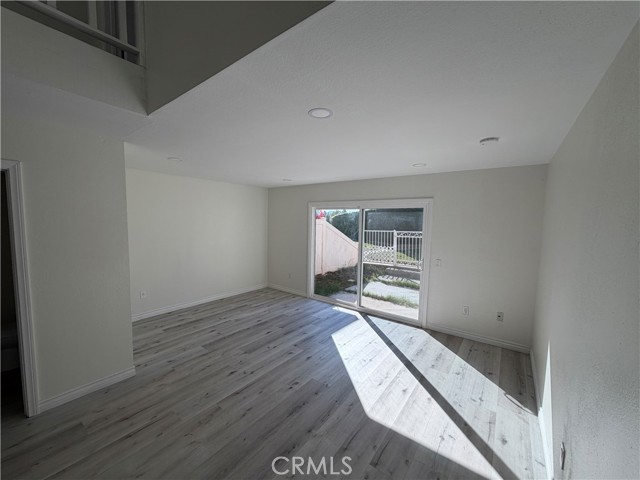 Front Image Thumbnail for CRSW25271104