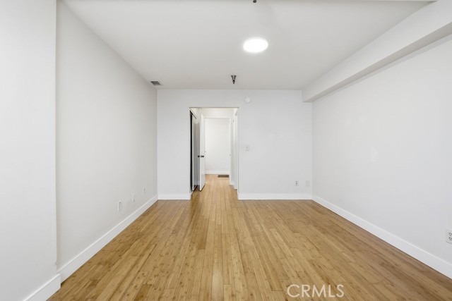 Detail Gallery Image 16 of 21 For 5143 Bakman, North Hollywood,  CA 91601 - 2 Beds | 2 Baths