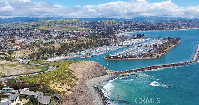 33028 Christina Drive, Dana Point CA: https://media.crmls.org/medias/57c88eda-2ef0-410b-a6e7-1d395c75e7c7.jpg